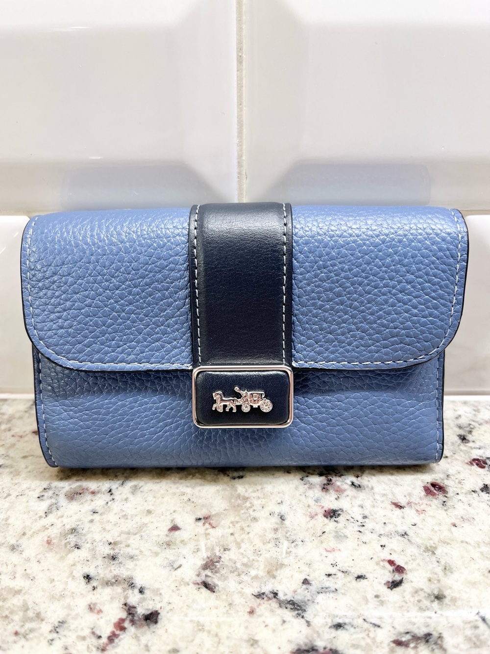 Coach Medium Grace Wallet NWOT